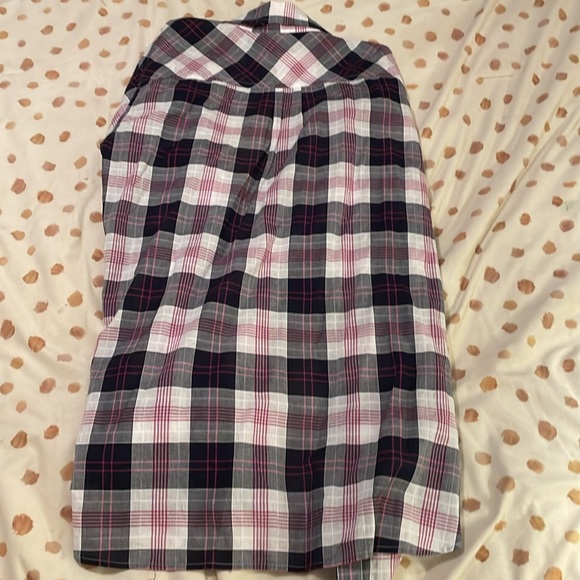 Eddie Bauer Classic Fit Thin Cotton Plaid Button Down Long Sleeve Shirt - Picture 4 of 6